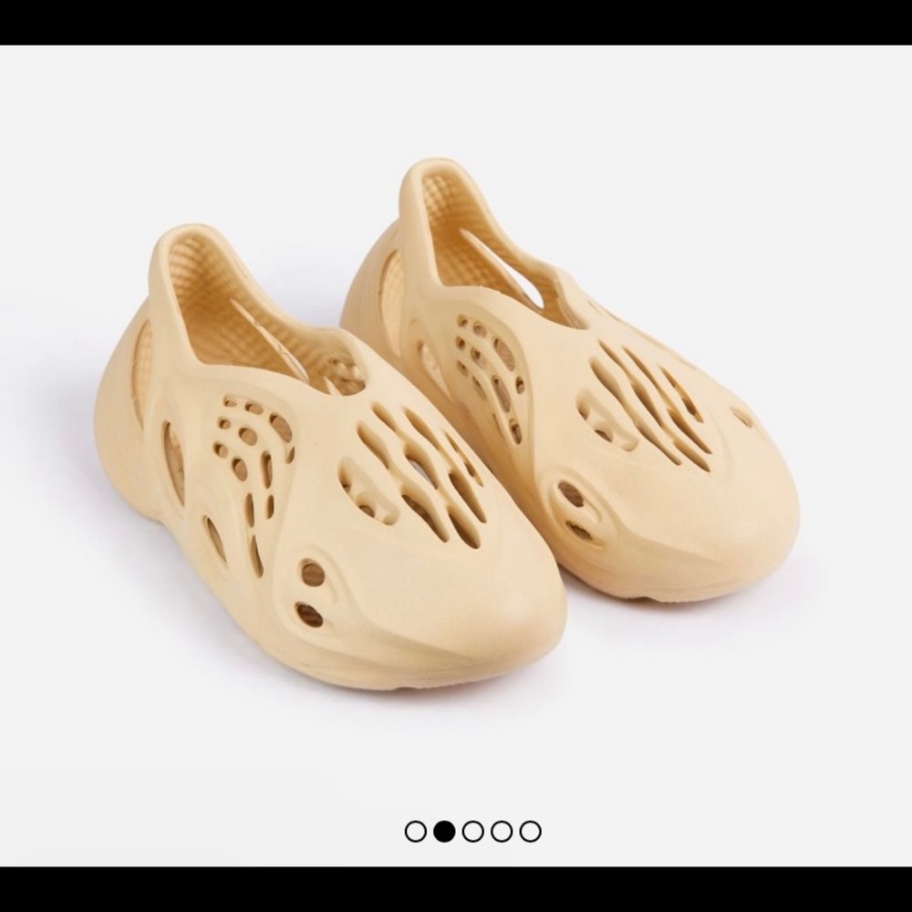 Ego “foam runners”